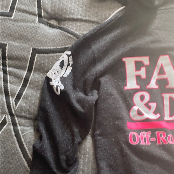 Off road vixens - Picture 3 of 3